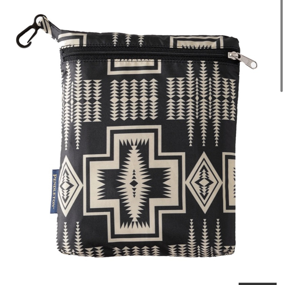 Pendleton Harding rain poncho - Picture 2 of 12